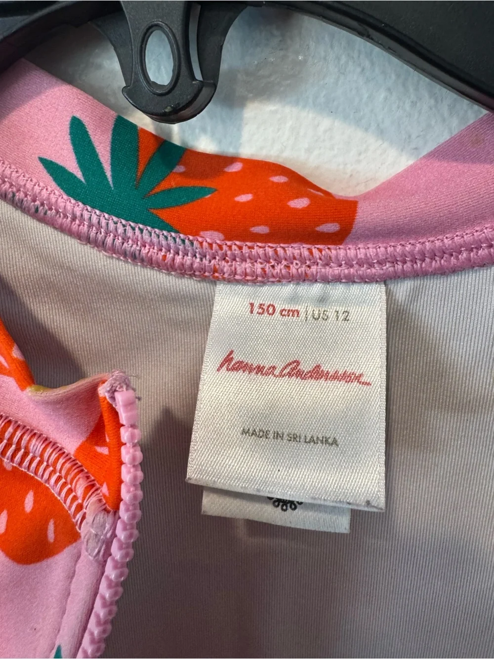 Hanna Andersson Pink Strawberry Zip-Front Long-Sleeve Rashguard